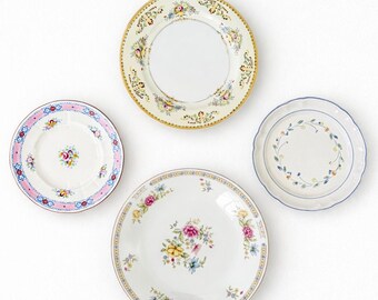 Kolekcja gotowych do powieszenia talerzy ściennych | Styl vintage floral