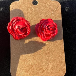 red rose earrings
