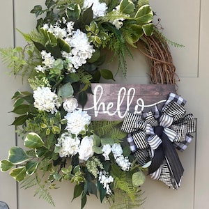 Beautiful “Hello” Everyday Wreath