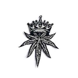 Crown Leaf Embroidered Patch - King Leaf Iron On Patch - Royal Streetwear Accessory - Gold Crown Patch for Jackets, Backpacks, Hoodies
