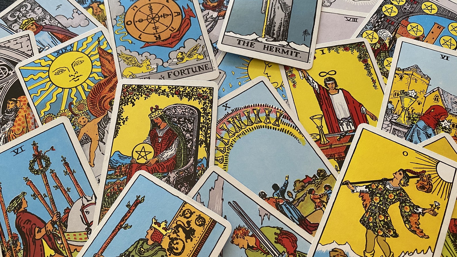 Life Transitions Tarot Card Reading for Clarity and Guidancetarot Card ...
