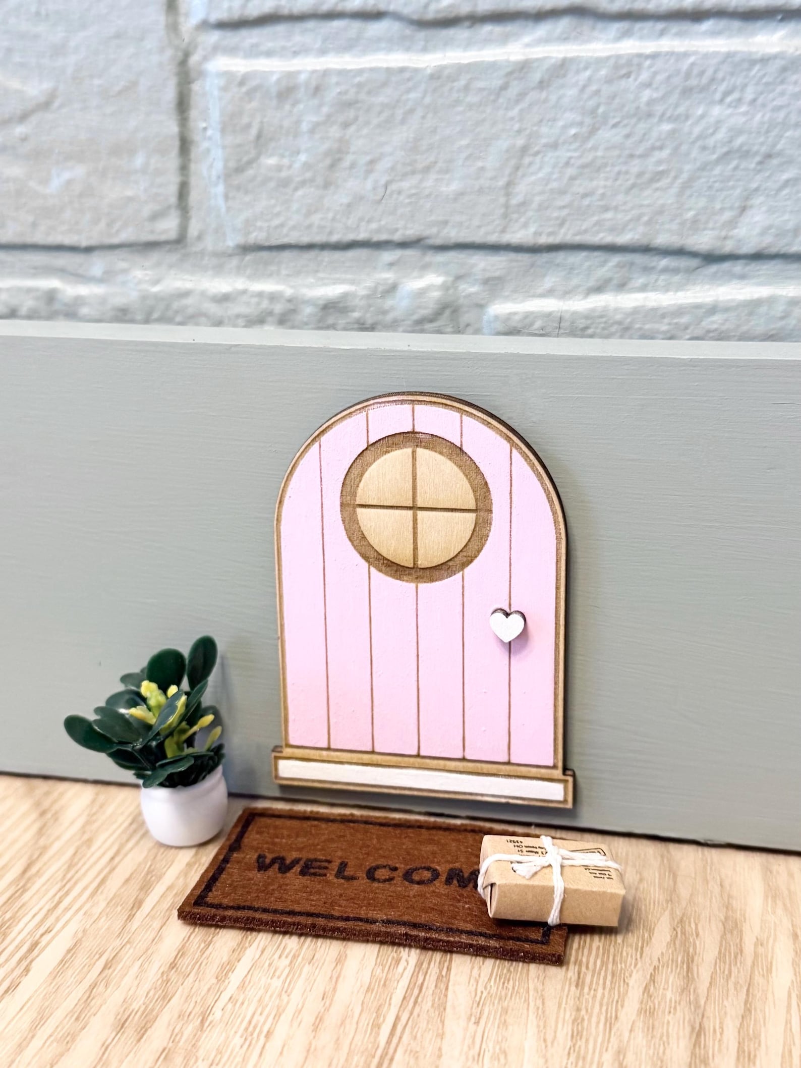Fairy Hole Door / Baseboard Mouse Door / Mouse House / Miniature Door ...