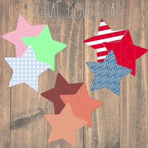 Puede incluir: Una colección de estrellas de colores con diferentes patrones, incluyendo rosa, verde, azul con lunares blancos, rojo con rayas blancas y un patrón floral azul. El texto "DESCARGA DIGITAL" se encuentra en la parte superior.