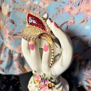 Vintage Ruby Gold Broach Pin crystal diamond gold accessory fairy cottagecore Y2K grunge goth gothic angelic angel