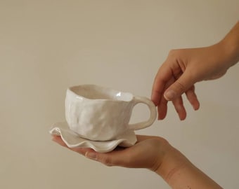 Cup & saucer set