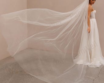 Long Tulle Bridal Veil, Romantic Wedding Veil (Customizable), Simple Veil, Classical Veil