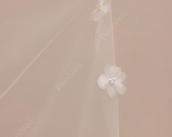 Flower Veil  Long Flowered Wedding Veil  Cathedral Bridal Veil with 3D Effect Flowers   Wedding veil Long veil Flowered Flowers on The Veil