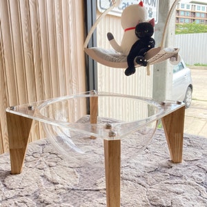 Cat Bubble Lit transparent en acrylique de 6 mm d'épaisseur avec des pieds en bois de 25 mm d'épaisseur, maison pour chat, meubles pour chat, modernes image 2