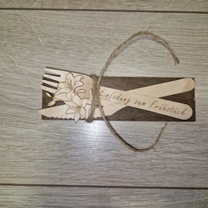 Gutschein Karte Einladung Essen Frühstück BBQ Grillen Geschenk Mitbringsel Muttertag Geburtstag Gravur Zeit statt Zeug Geldgeschenk Holz