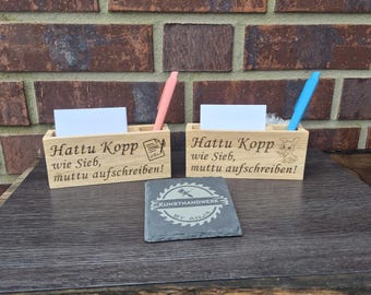 Notitzzettelhalter, Hattu Kopp wie Sieb, muttu aufschreiben, Kulihalter Holz personalisiertes Geschenk personalisierter Kugelschreiber