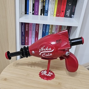 Réplica impresa en 3D del matasuegras de Fallout Thirst Zapper de Nuka Cola
