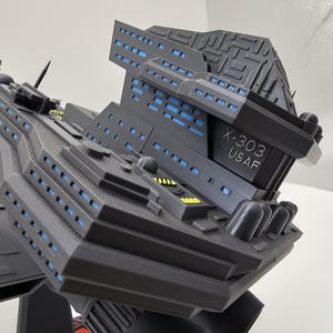 Stargate X303 Prometheus Ship | X-303 Tau'ri Replica Model | Earth ...