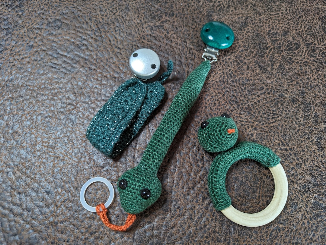 Baby Set Pacifier Chain Grasping Toy Snake Green Silver Wizard Harry ...