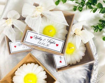 Custom Daisy Candle Wedding Favors, Bridal Shower Gifts