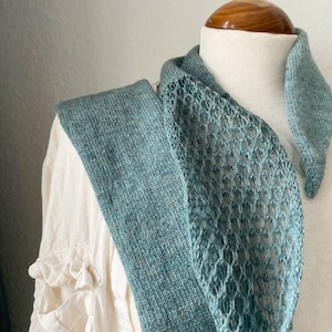 woolen scarf, small knit scarf, blue scarf, knitted choker, hairband, mini scarf, minimalist scarf, sophie scarf, small gift for her