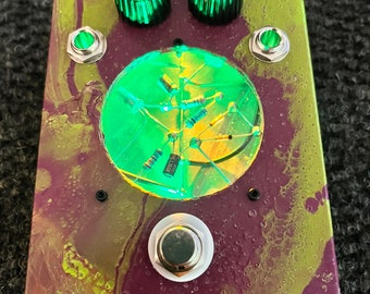 G90 distortion pedal