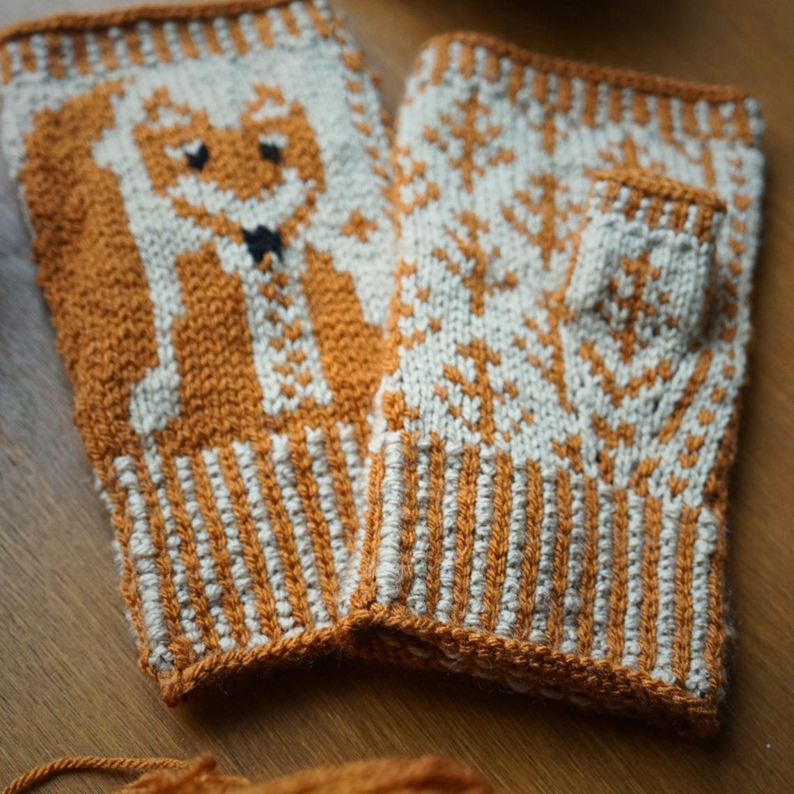 Knitting Fox Fingerless Mitten Pattern PDF, Colorwork Fingerless ...