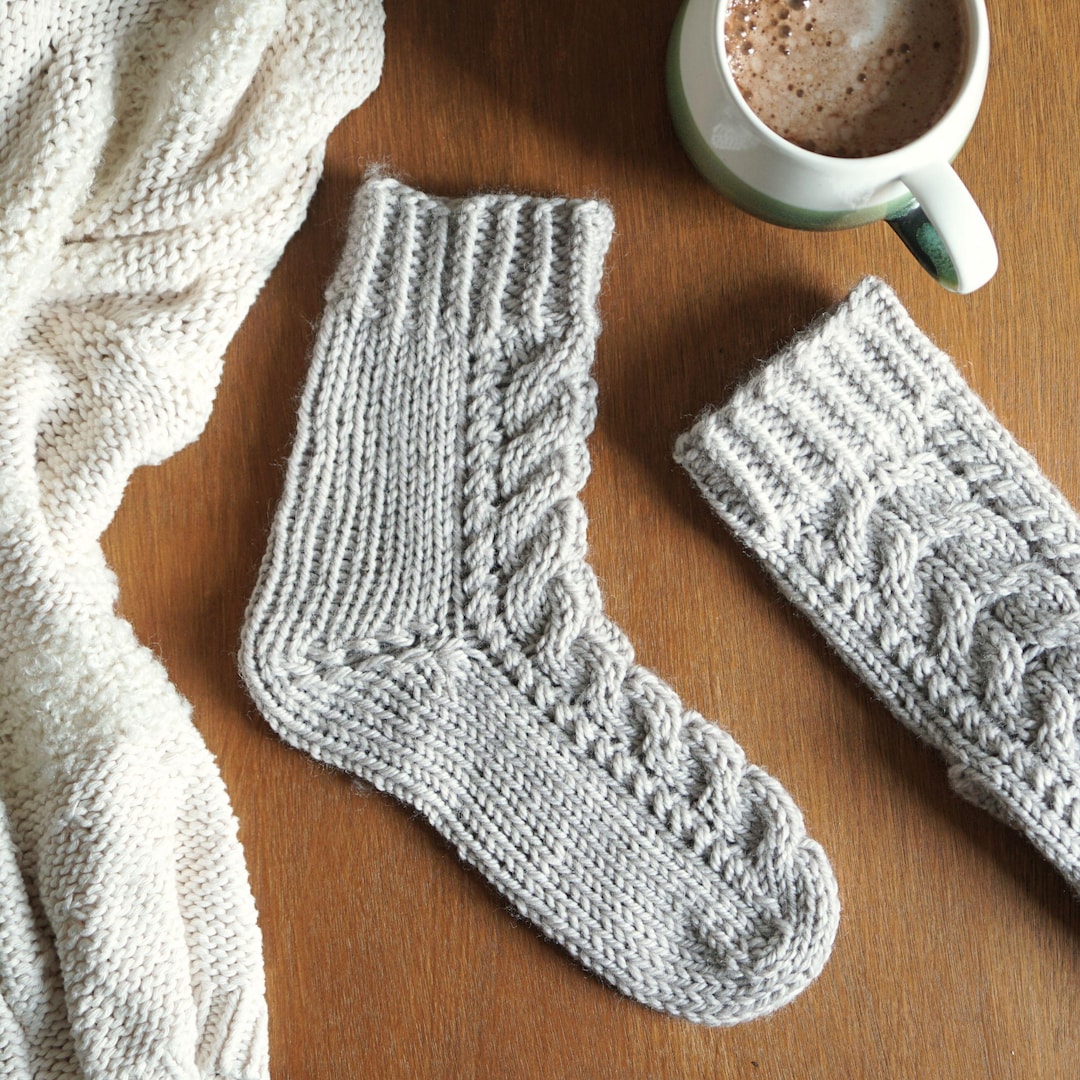 Cable Knit Beginner Easy Sock Knitting Pattern. Cuff Down Ankle Sock ...