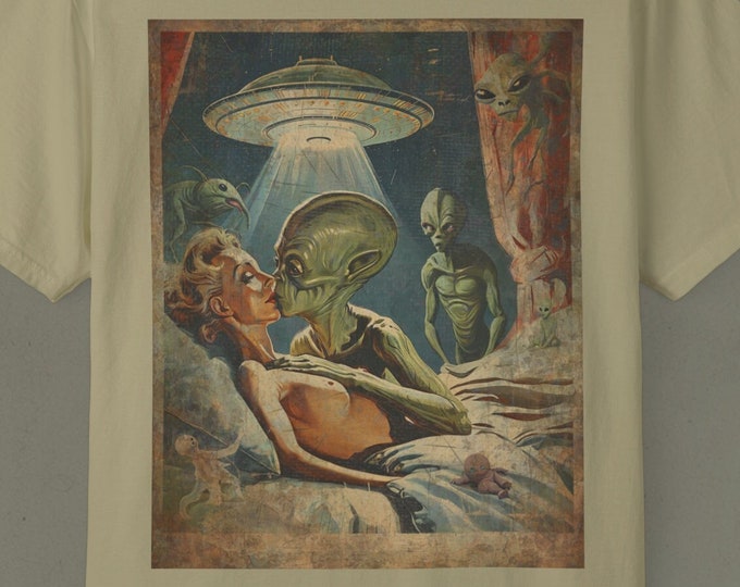 Vintage ALIEN LOVERS UFO T-Shirt, Retro Sci-fi Flying Saucer Shirt, Alien Anniversary Gift, Sleep Paralysis Cryptid Roswell Area 51 Gift