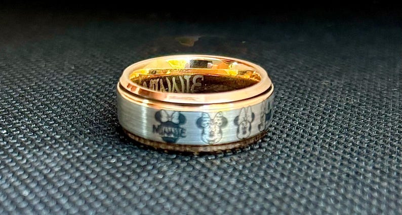 Musring i roséguld, gratis gravyr på insidan av volfram 6 mm eller 8 mm bild 8