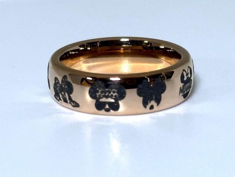 Musring i roséguld, gratis gravyr på insidan av volfram 6 mm eller 8 mm bild 3