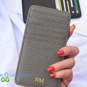 Squisito porta carte di credito personalizzato fatto a mano: portafoglio di lusso con iniziali in rilievo in vera pelle premium per uomo e donna