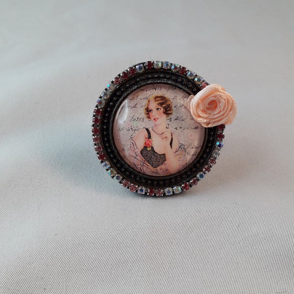 Bague shabby chic La femme au printemps, bague bohème et romantique en rose