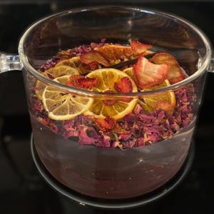 Simmer Pot Bundle - A clear simmer pot and 5 simmer pot mixes. Makes a great gift and FREE SHIPPING!