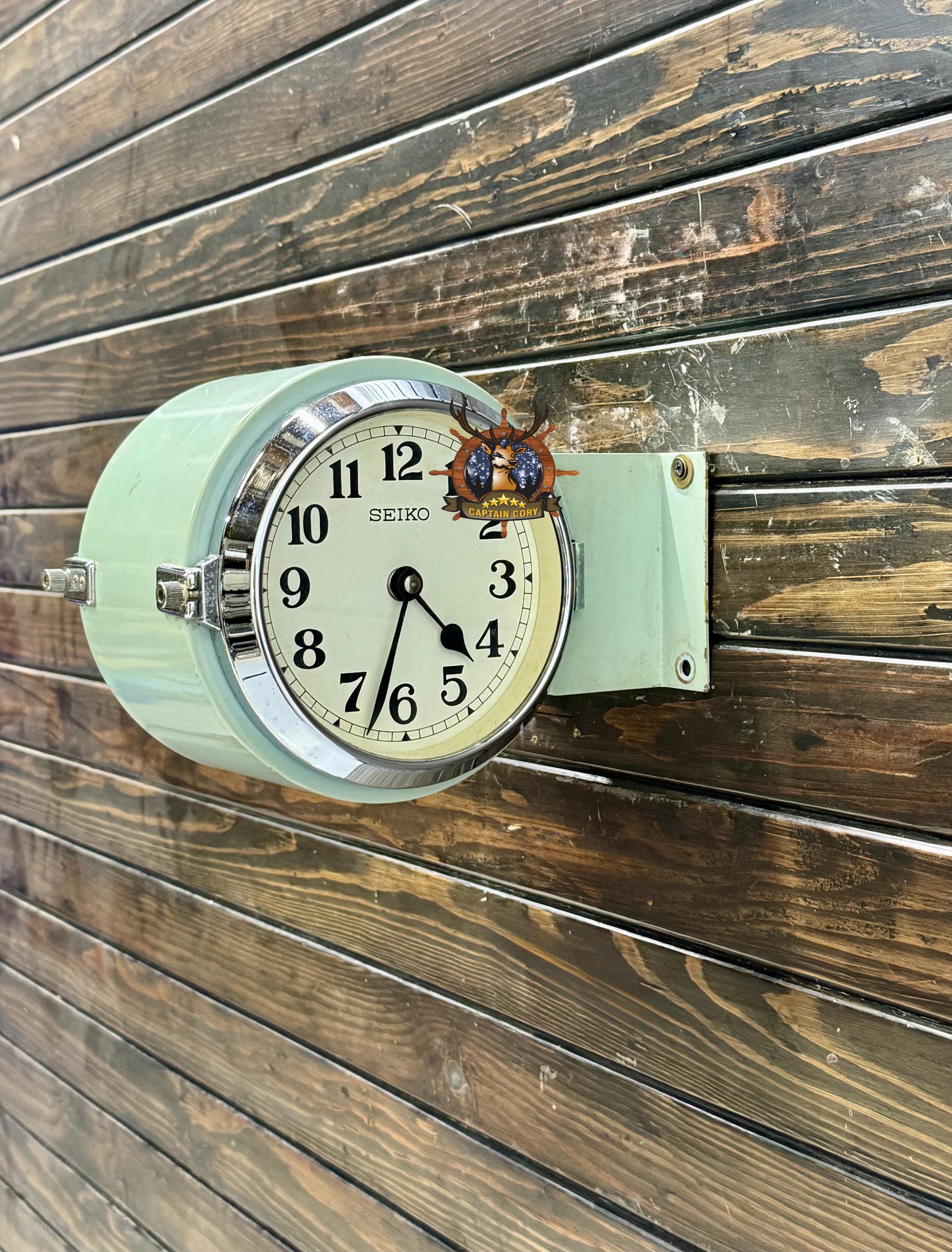 SIEKO ヴィンテージ　壁掛時計　レトロモダン SEIKOquartz セイコークオーツ 壁掛け時計 モダンゴールド 木製 ミッド