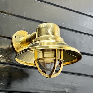 Nautical Brass Wall Design Lamp | Vintage Industrial Sconce | Coastal Ship-Inspired Light Fixture | Old Brass Wall Lighting with Shade