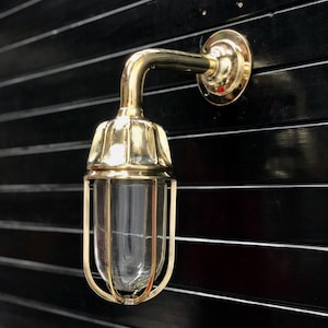 Timeless Home Accent Golden Brass Bulkhead Wall Sconce – Nautical Vintage Style Light Fixture