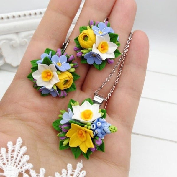 Daffodil forget-me-nots earrings Polymer clay jewelry Spring earring Floral hoop earrings Loc jewelry Bijoux pour femmes Polymer clay flower