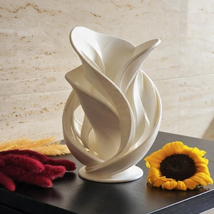 Vaso Escultural de Luxo, Centro de Mesa Moderno e Fluido, Objeto de Arte Abstrata para Decoração de Interiores, Vaso Ondulado Elegante