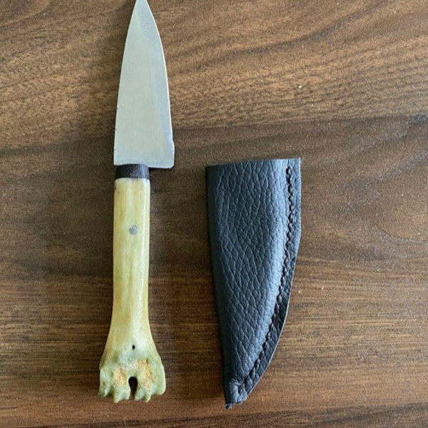 Deer bone and bog oak sgian dubh