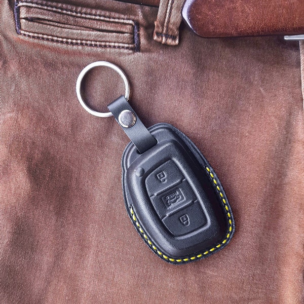 HYUNDAI Tucson Elantra Santafe iX30 iX35 i20 Smart Key Fob Case, Key Holder, Personalized Handmade Leather Key Fob Cover Protector