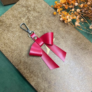 Nappa Leather Bow Keychain, Personalized Lovely Bow Keyring, Bag Charm Accessories, Girlfriend Gift, Bow Purse Hardware Carabiner