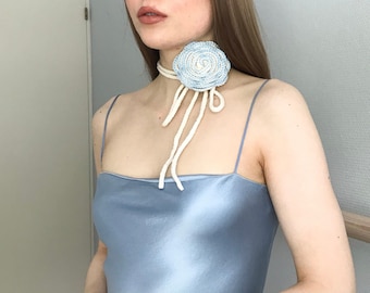Wit & blauw gehaakte rozenketting