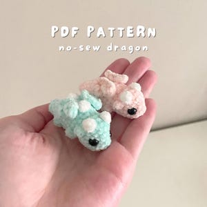 かわいい縫わないかぎ針編みのドラゴンのパターン、素早く簡単にできる神話上の生き物のチュートリアル、市場向けのかわいいDIYワンピース爬虫類動物
