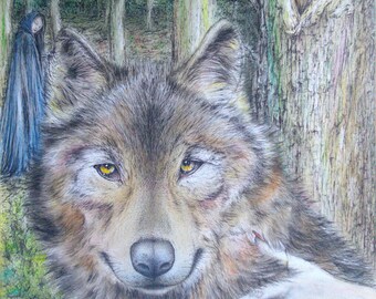 Könnte beinhalten: Ein Wolf mit einem sanften Ausdruck wird von einer Hand mit einem Ring mit einem Pentagramm gestreichelt. Der Wolf befindet sich in einer Waldkulisse mit Bäumen und einer Eule im Hintergrund.