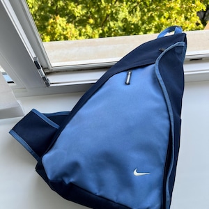 【未使用級】00s NIKE スリングバッグvintage レアモデル 0517. 2000's NIKE sling bag ブラック スリングバッグ クロス