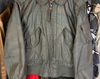 80s US AIRFORCE CWU-45P AVIREX フライトジャケット Avirex CWU-45P Flight Jacket Flight Green | Culture Kings US