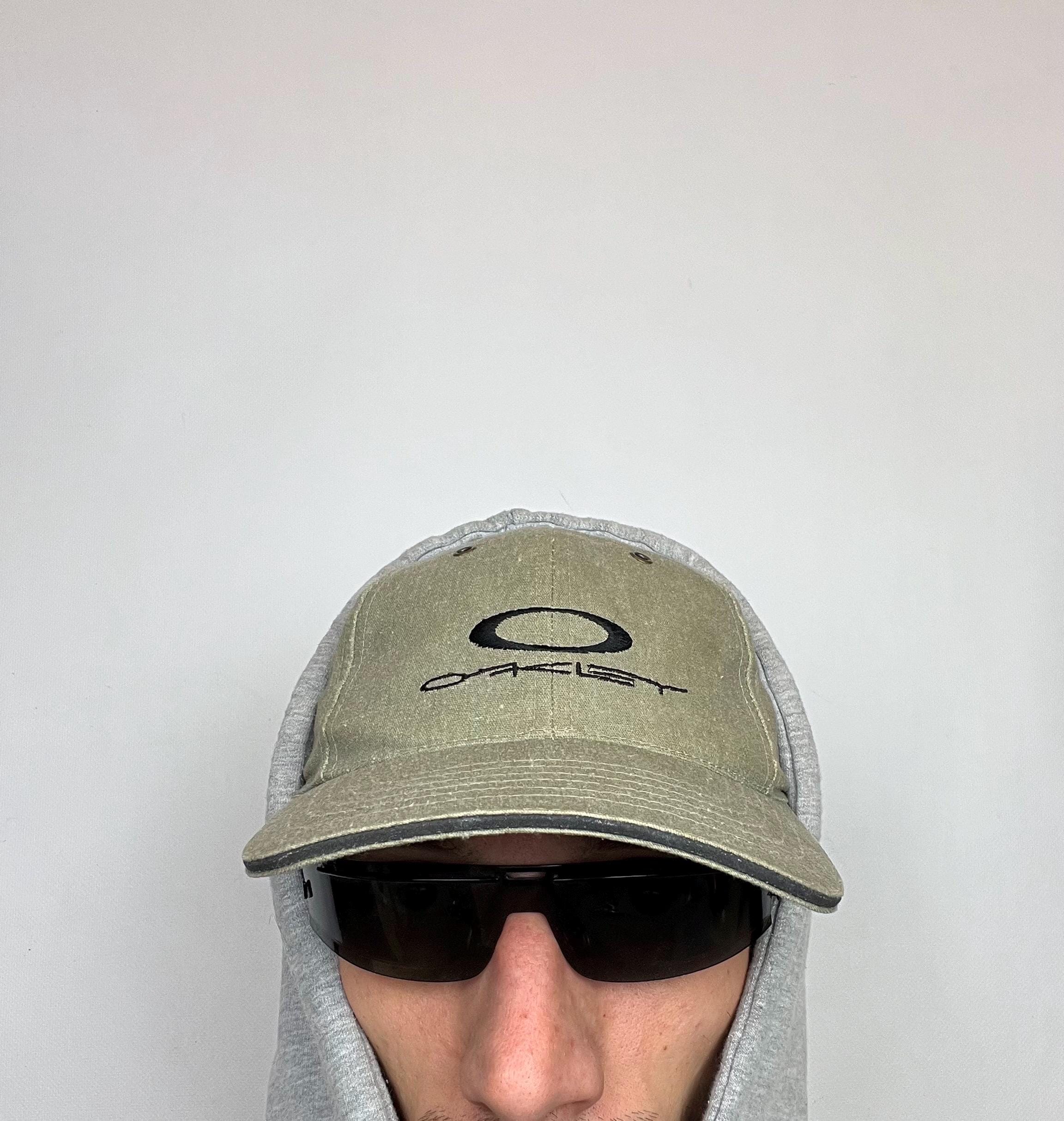 Vintage Oakley Hats - Etsy Canada