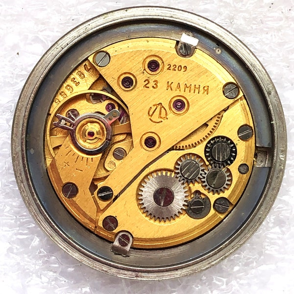 LUCH USSR vintage mens watch movement for parts Soviet vintage watch mechanism 2209 caliber watchmaker DIY 1 pcs. *234