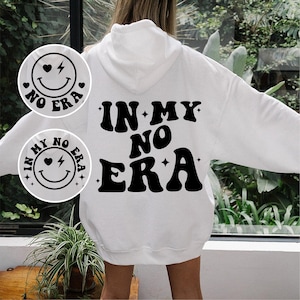 En mi no era svg, mi no era png, retro mamá svg, mamá divertida svg, letras onduladas apiladas svg, en mi camisa no era, cricut, cortar archivo, silueta