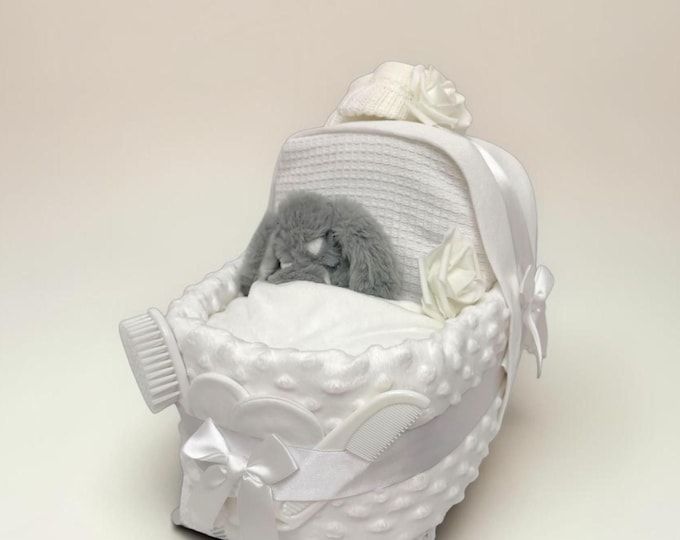 Nappy Cake Pram: Baby Shower Newborn Hamper Gift, White