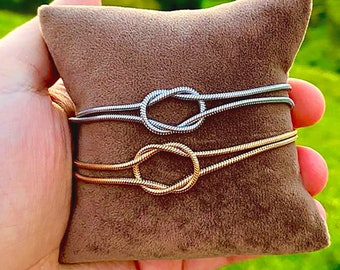Handgemaakte liefde knoop armband, geknoopte armband, Keltische liefde knoop cadeau, Infinity armband, paren armbanden, handgemaakte knoop sieraden