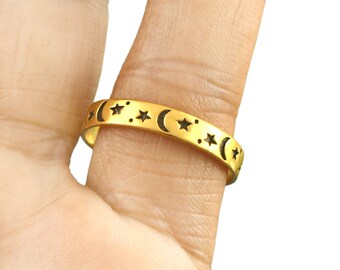 Moon and star ring, crescent moon ring, stars ring, celestial ring, universe ring, moon star eternity band, sterling silver moon ring,