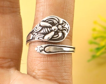 Sterling Silver Bumble Bee Spoon Ring - Antique Silver Garden Insect Boho Band