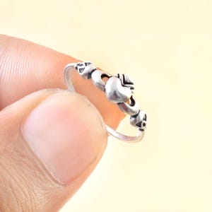 Claddagh Ring, Tiny Celtic Irish Claddagh Ring, Thin Ring, Sterling Silver Women Ring, Love Friendship Ring, Dainty Ring, Minimalist Ring