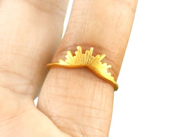 14k Solid Gold Sunburst Ring, Gold Sunbeam Ring, Sunshine Ring, Rising Sun Ring, perfektes Geschenk für sie, minimalistischer Frauenring, Celestial Ring